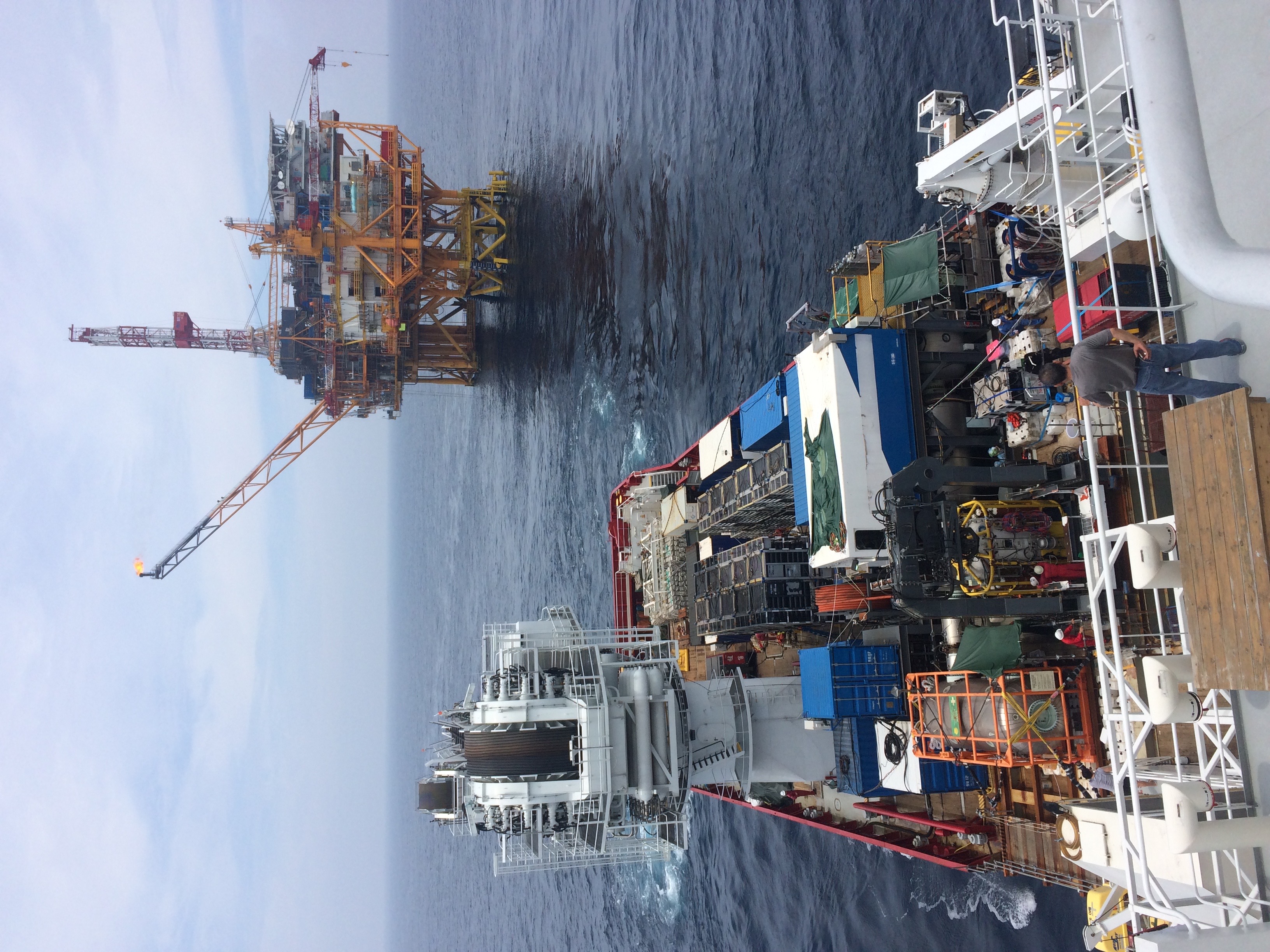 Offshore vessel and platform view